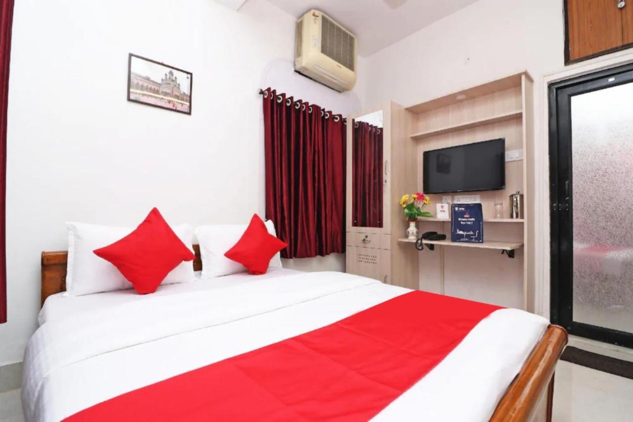 Goroomgo Hotel Manurama Ruby Kolkata Exterior photo