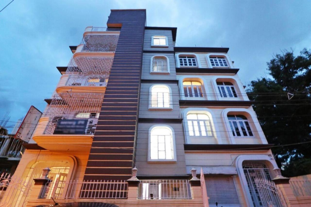 Goroomgo Hotel Manurama Ruby Kolkata Exterior photo